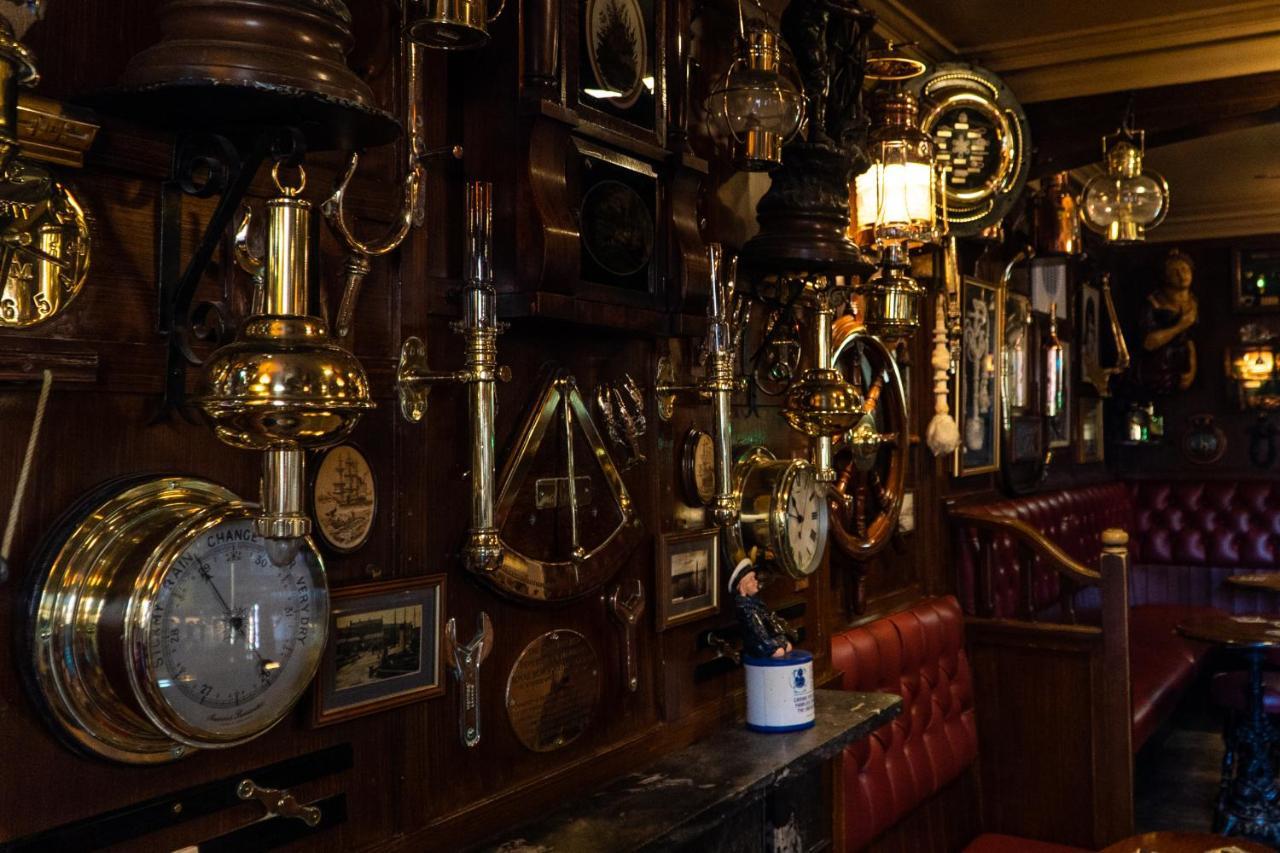 The Olde Ship Inn 시하우시즈 외부 사진