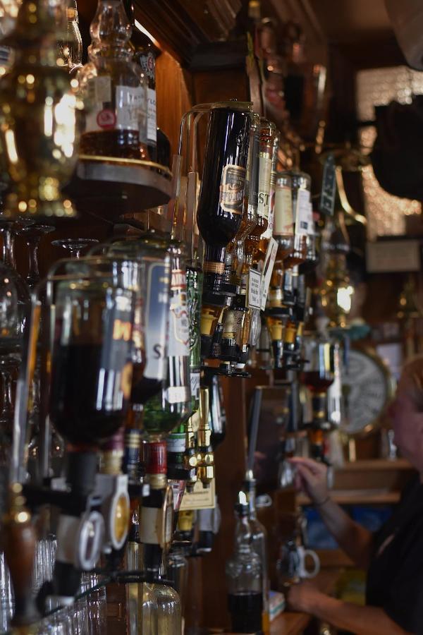 The Olde Ship Inn 시하우시즈 외부 사진